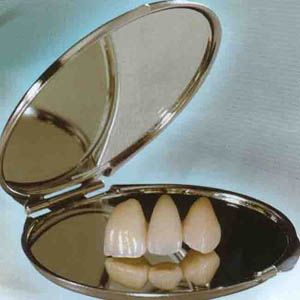 услуги по протезированию зубов
